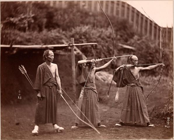 japanese-archers-kyudo.jpg